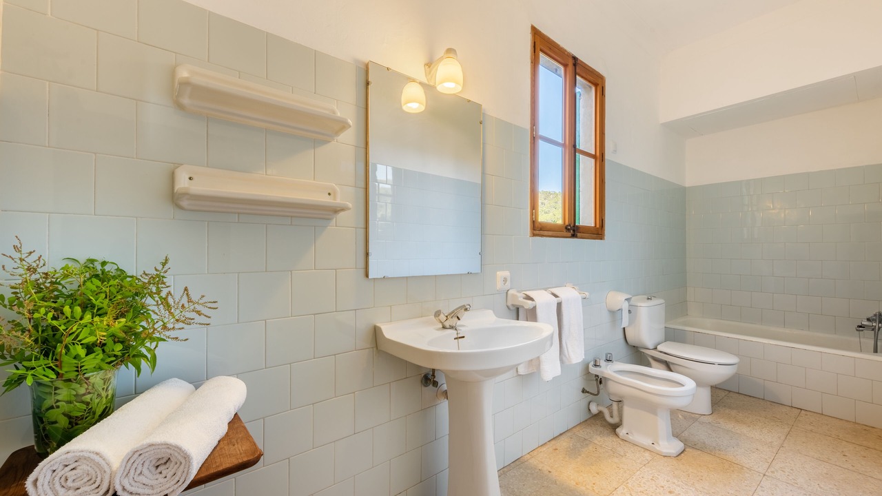 Photo of Bathroom in Bunyola