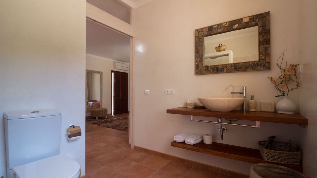 Photo of Bathroom in San Juan Bautista