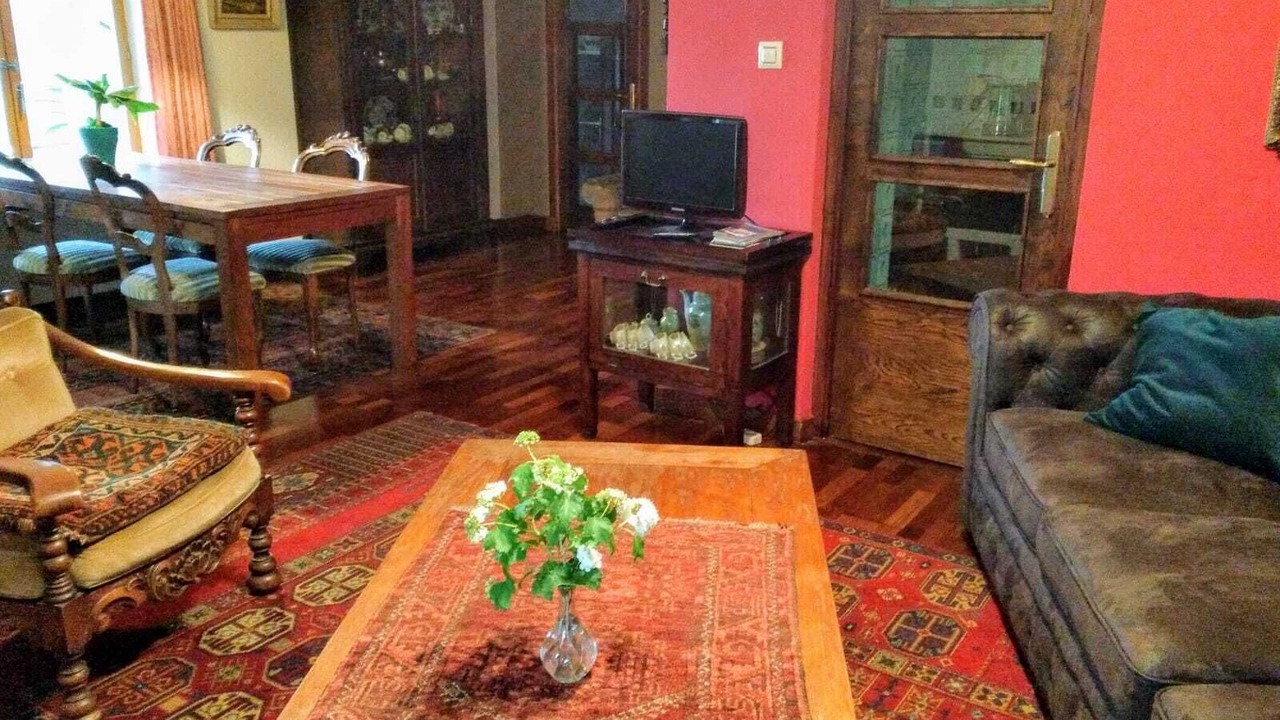 Photo of Livingroom in Cartes