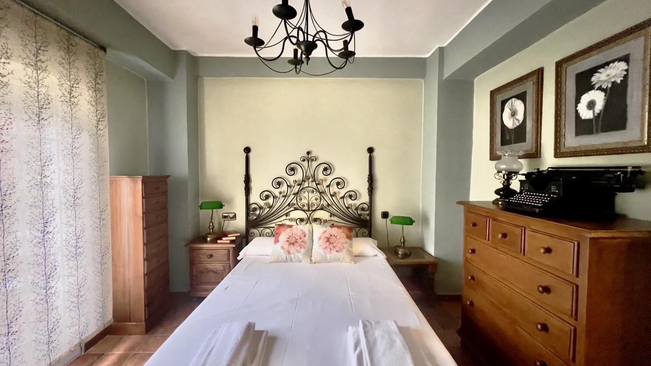 Photo of Bedroom in Leon City Centre