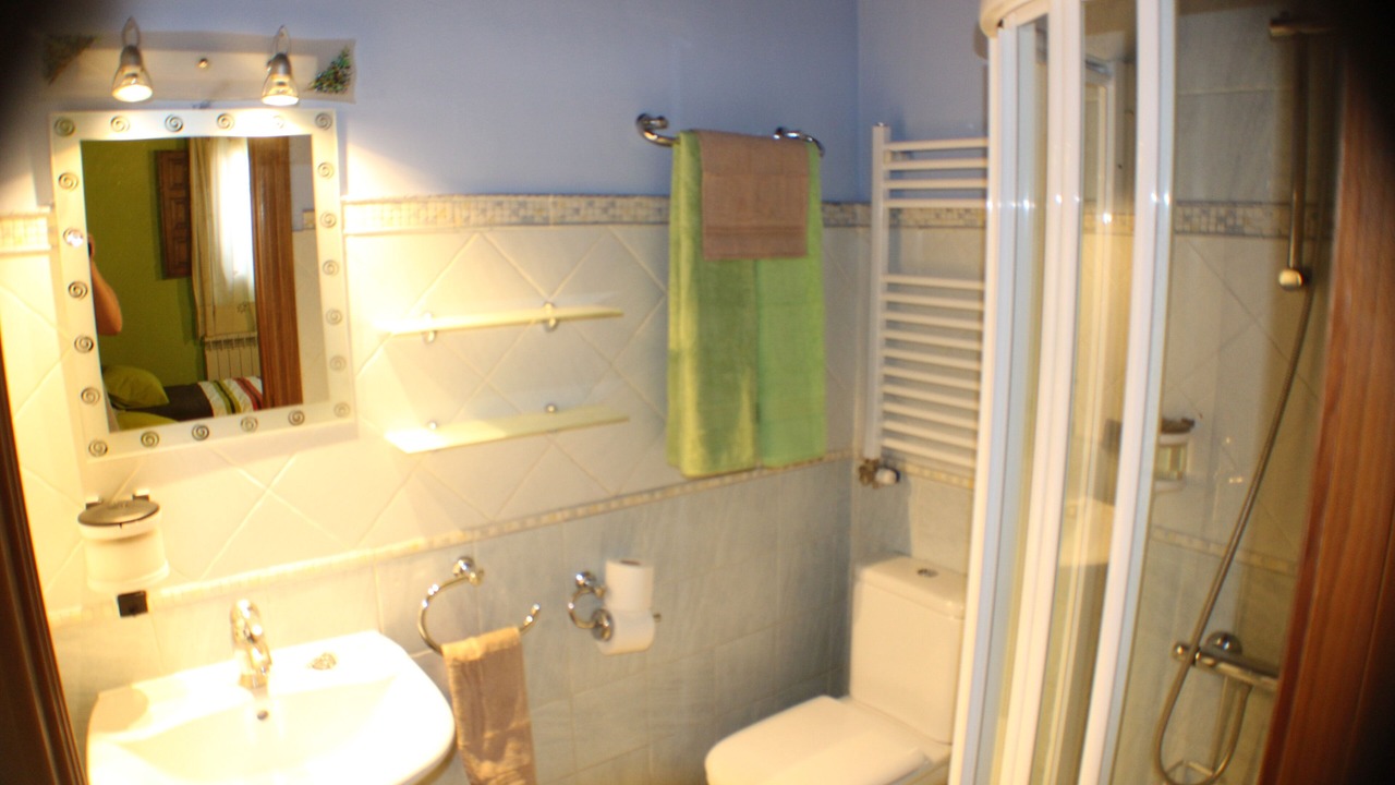 Photo of Bathroom in Casarejos