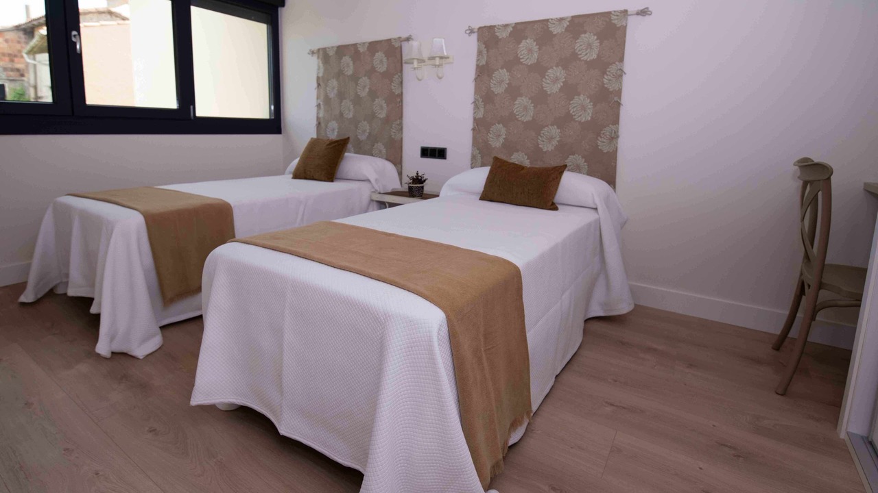 Photo of Bedroom in Poo