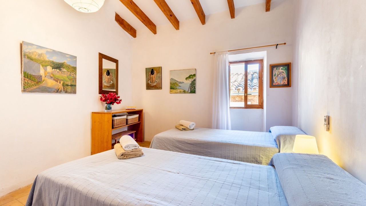 Photo of Bedroom in Banyalbufar
