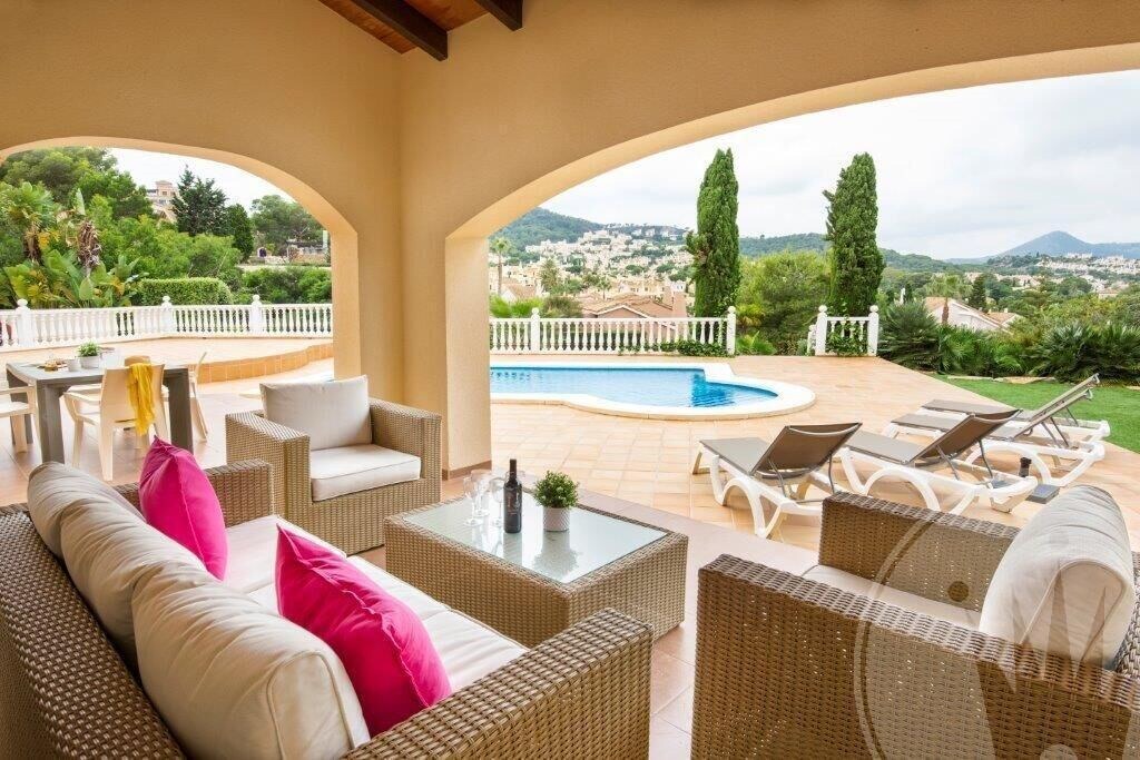 Photo of Patio Balcony in Diputacion de Rincon de San Gines