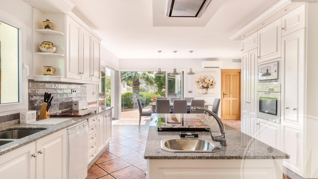 Photo of Kitchen in Diputacion de Rincon de San Gines