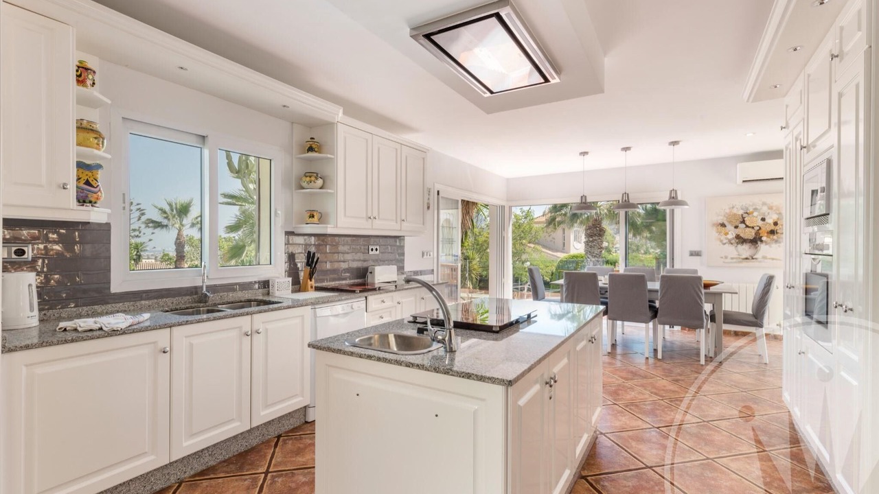 Photo of Kitchen in Diputacion de Rincon de San Gines