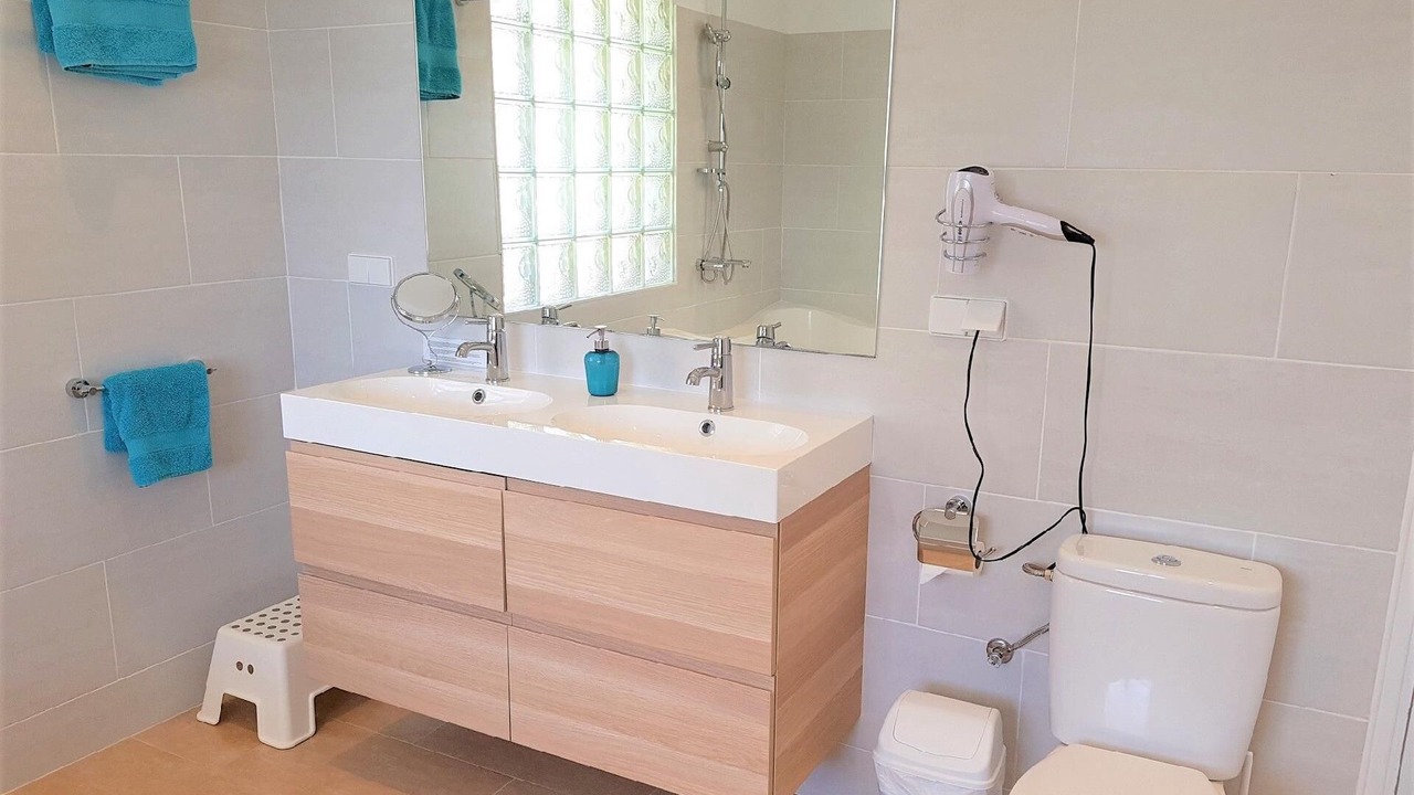 Photo of Bathroom in Peguera