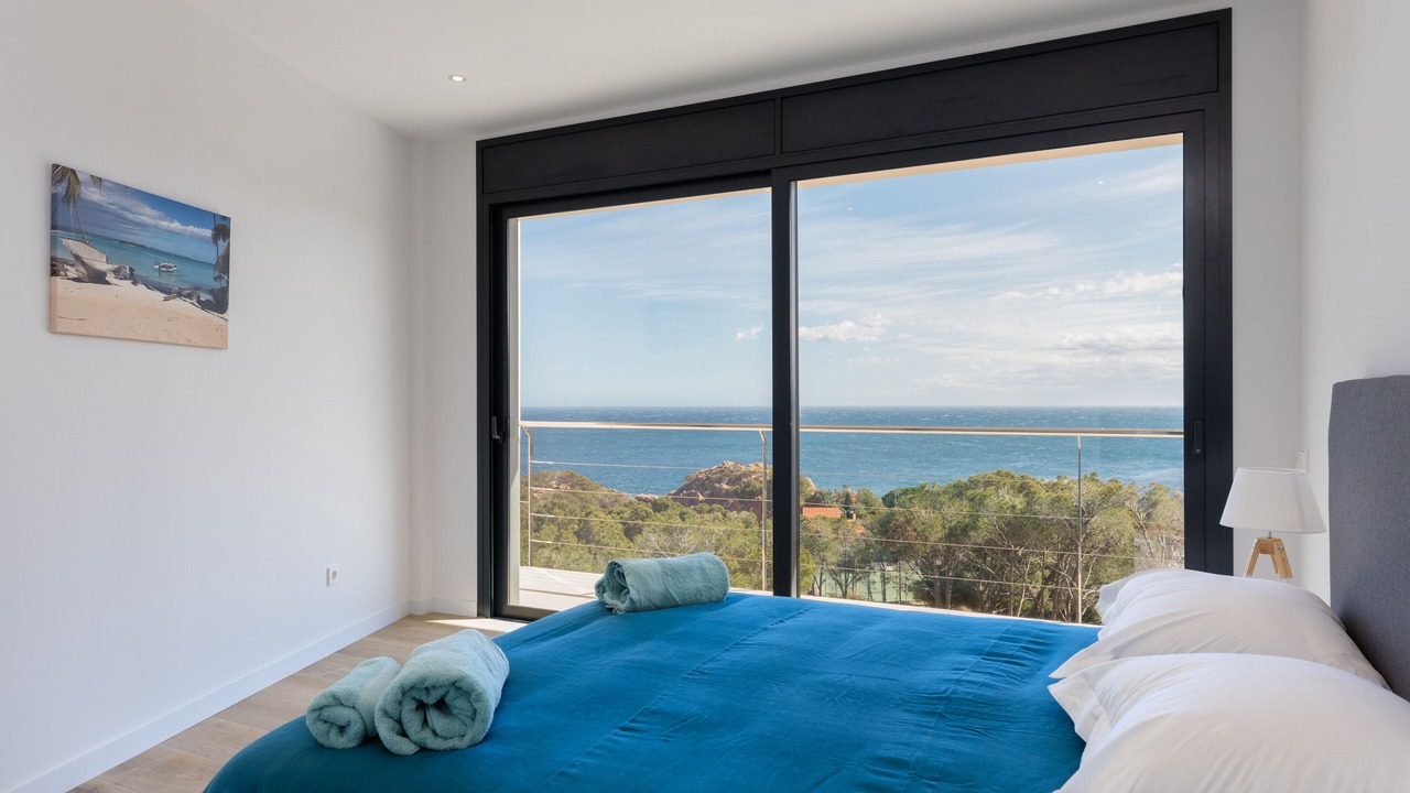 Photo of Bedroom in Tamariu