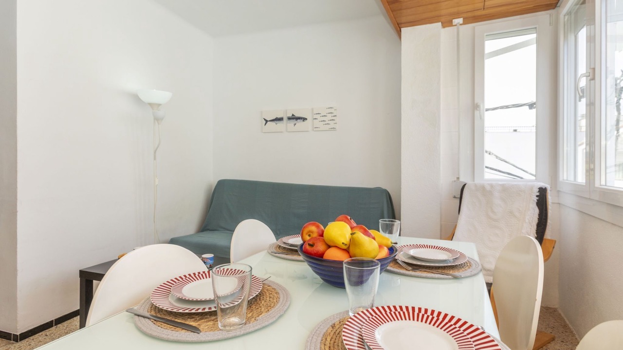 Photo of Bedroom in Llanca