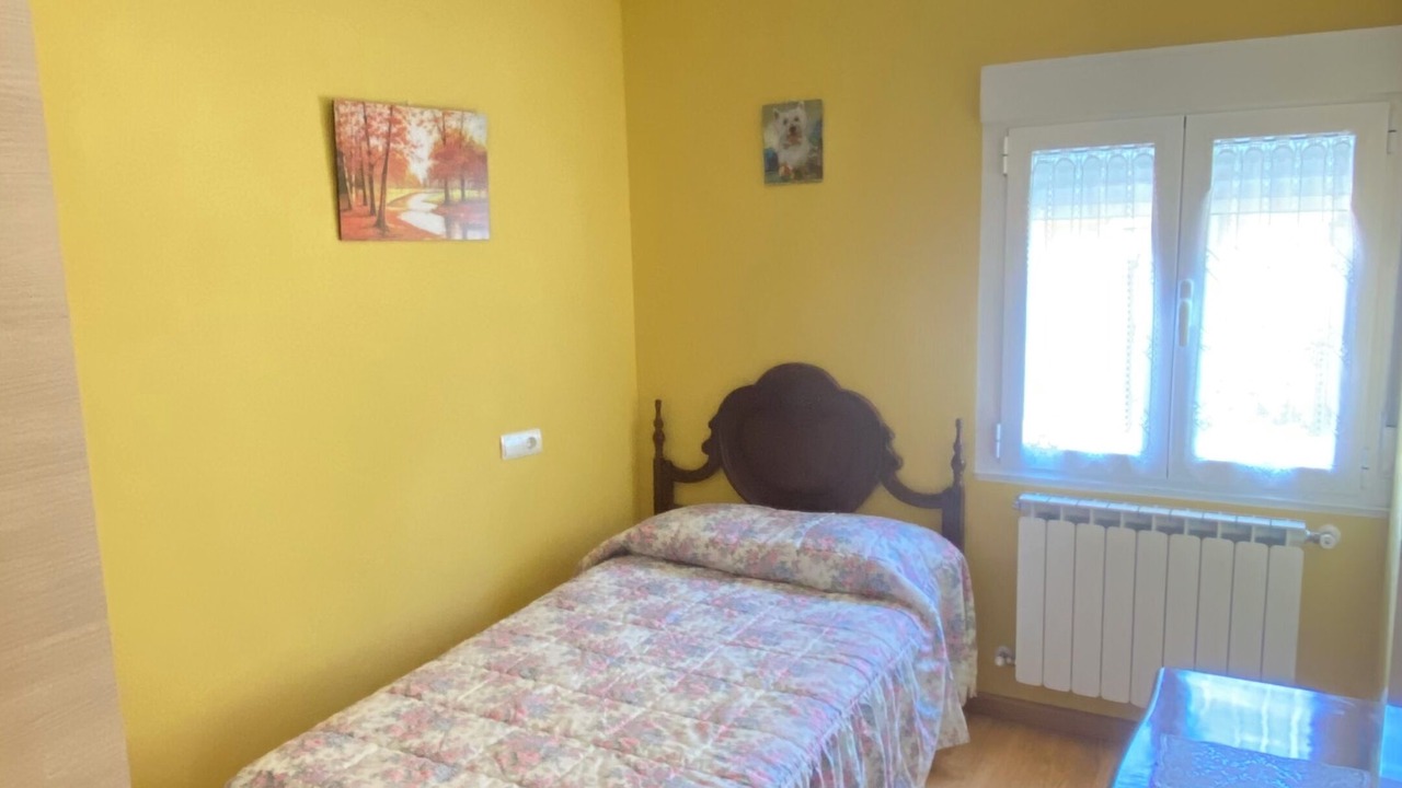 Photo of Bedroom in Castropodame