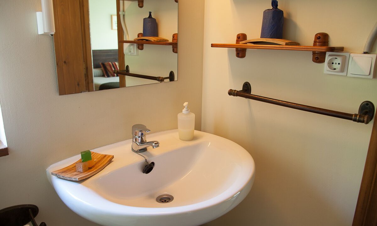 Photo of Bathroom in Buelles