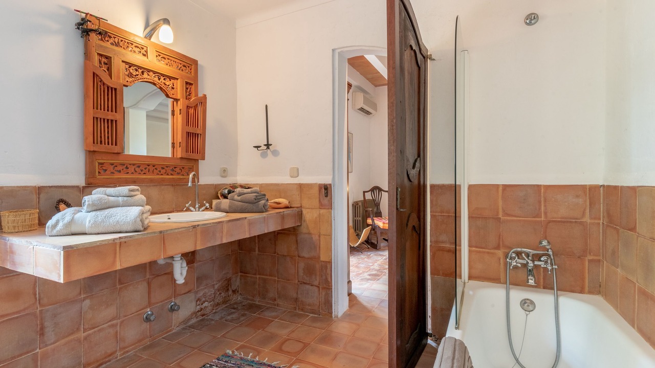 Photo of Bathroom in Urbanitzacio Es Verger