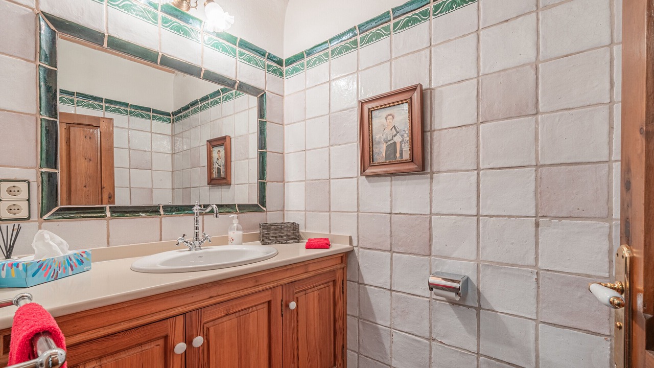Photo of Bathroom in Esporles