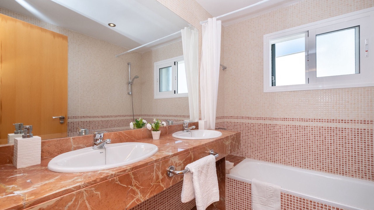 Photo of Bathroom in Punta Grossa