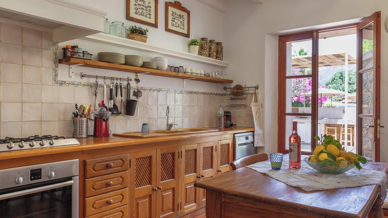Photo of Kitchen in Biniaraix