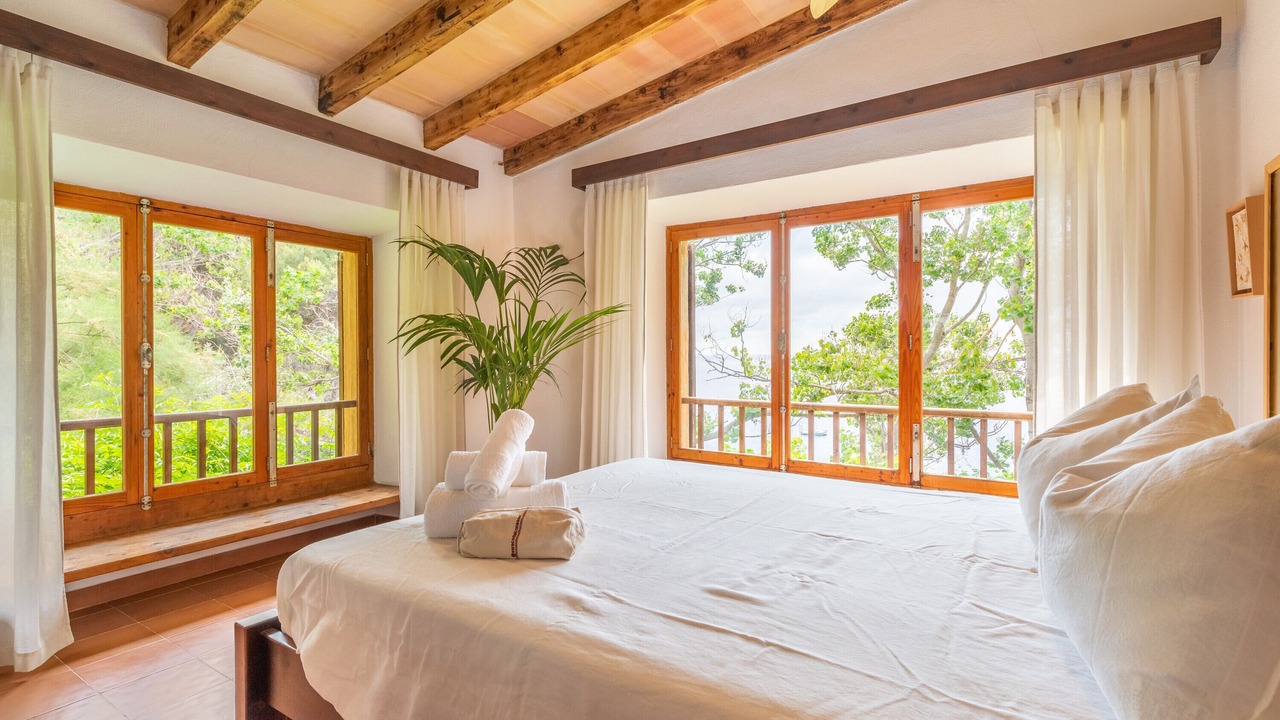 Photo of Bedroom in Alconasser