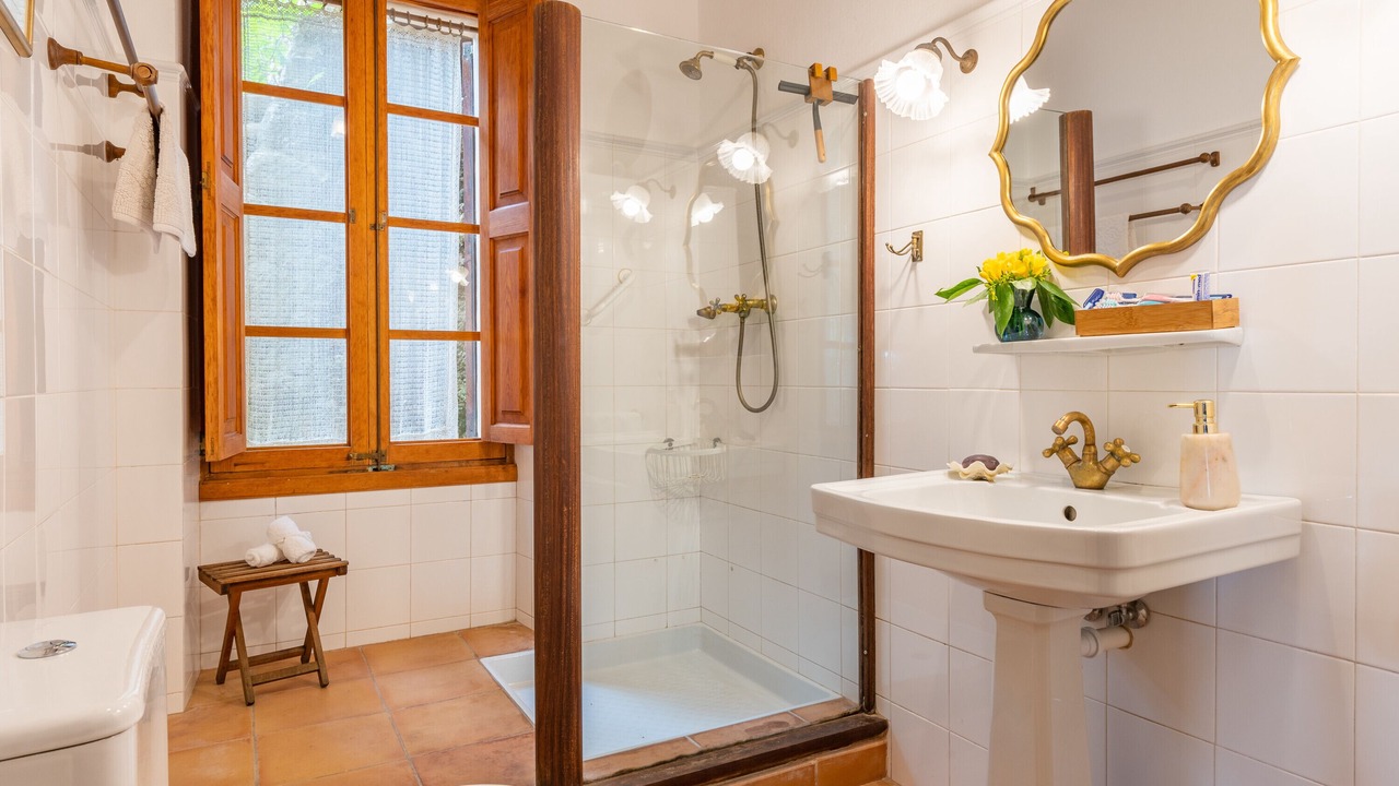 Photo of Bathroom in Alconasser