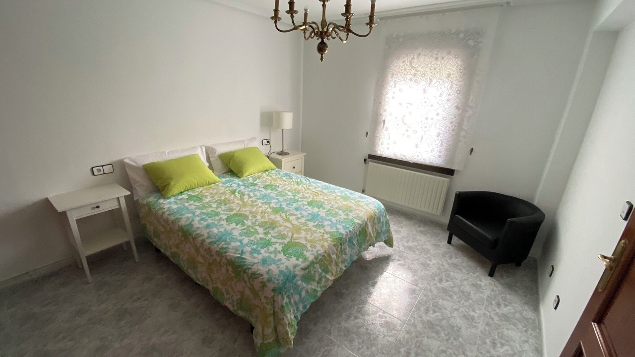 Photo of Bedroom in Oleiros