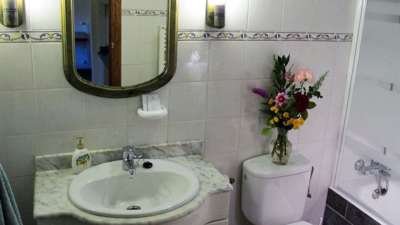 Photo of Bathroom in Basieda