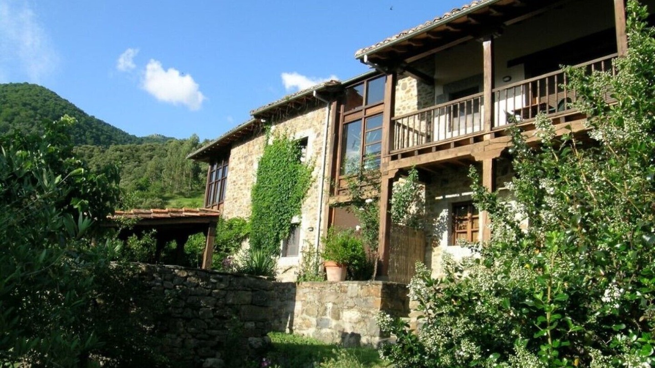 Photo of Outdoor in Basieda