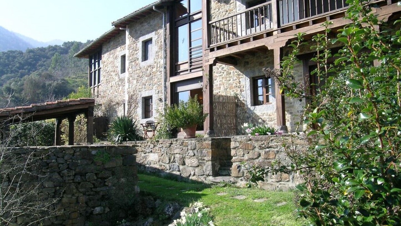 Photo of Outdoor in Basieda