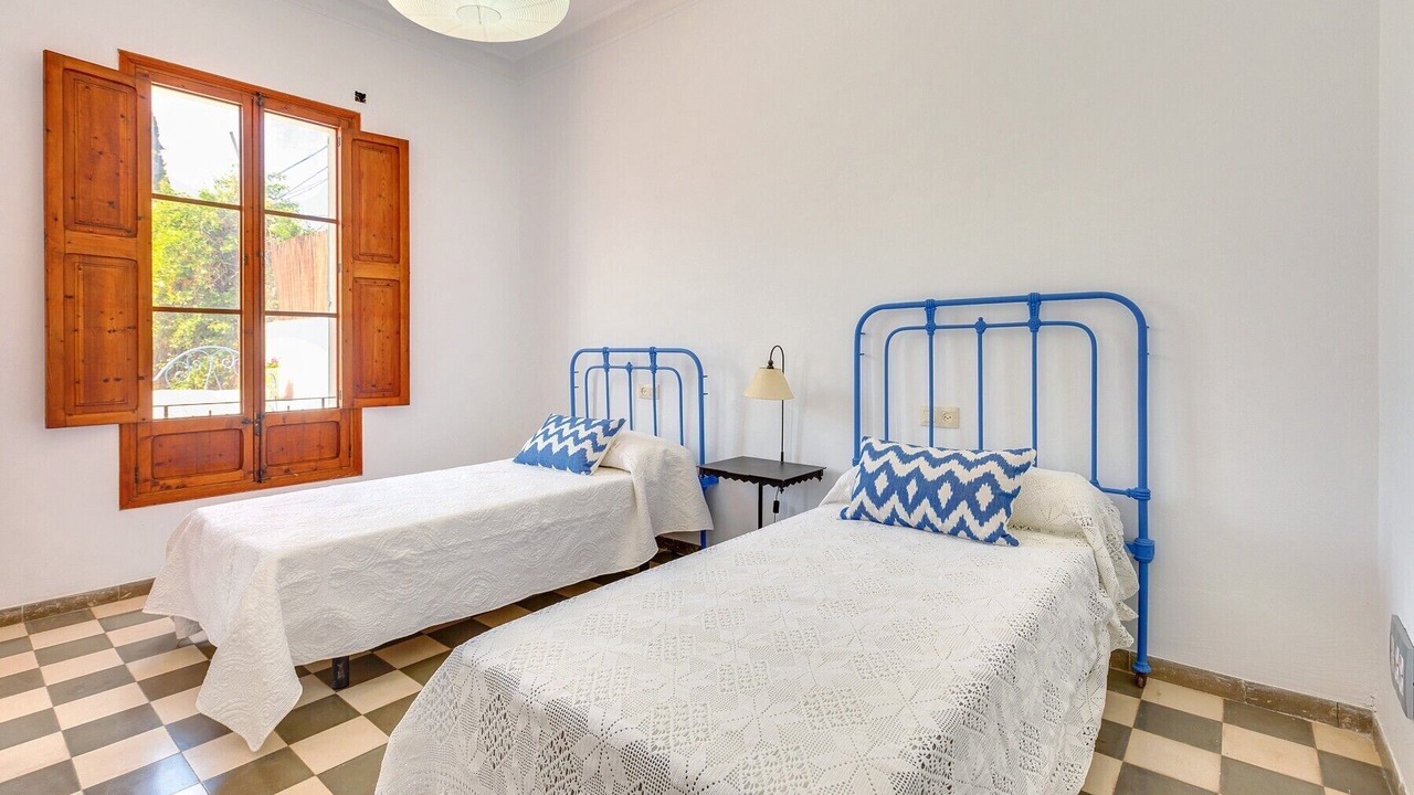 Photo of Bedroom in Establiments