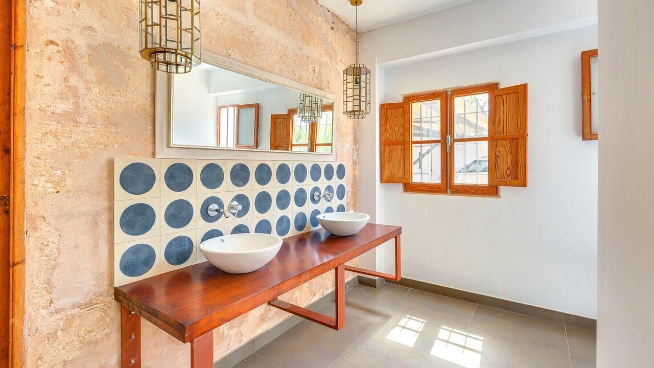 Photo of Bathroom in Establiments