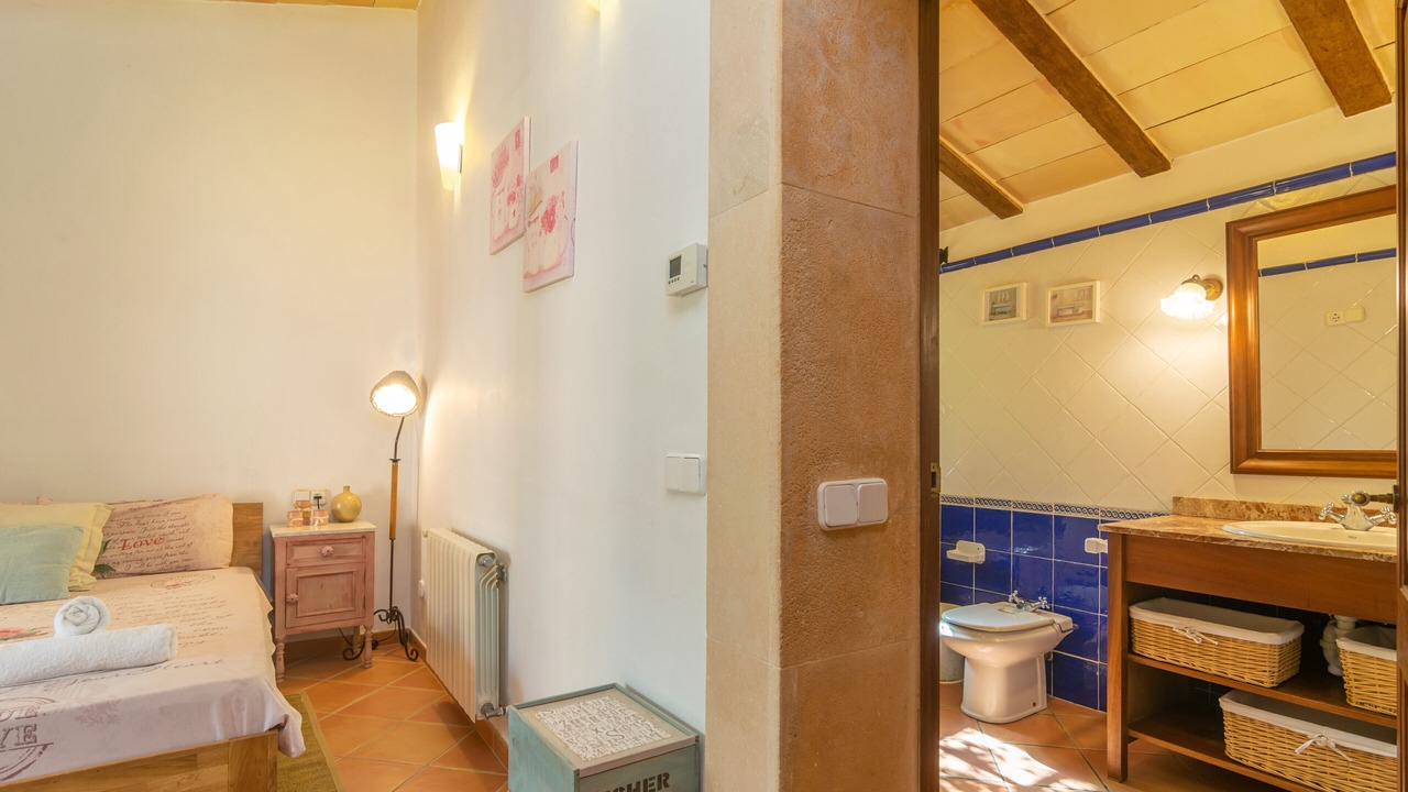 Photo of Bedroom in Algaida