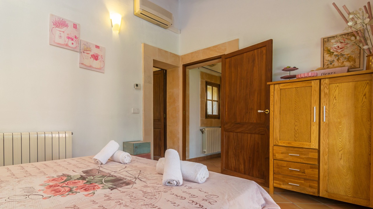 Photo of Bedroom in Algaida