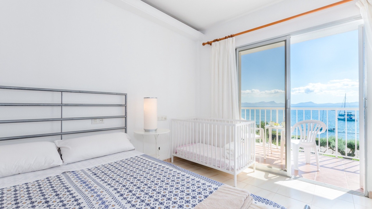 Photo of Bedroom in Alcanada