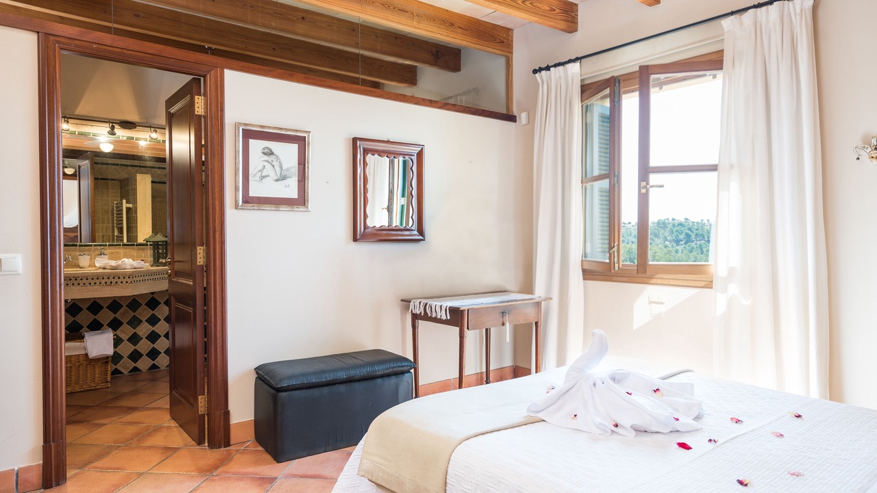 Photo of Bedroom in Alaro