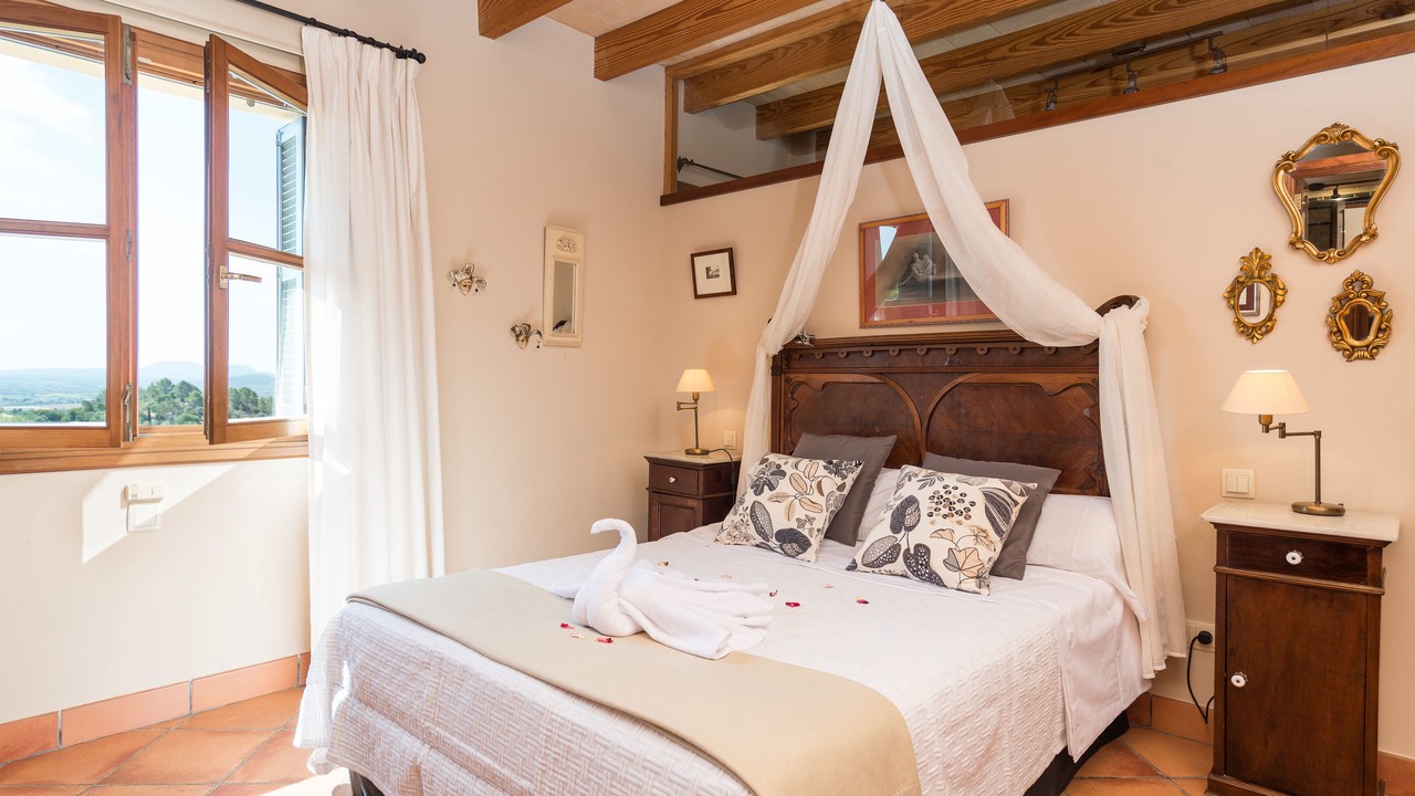 Photo of Bedroom in Alaro