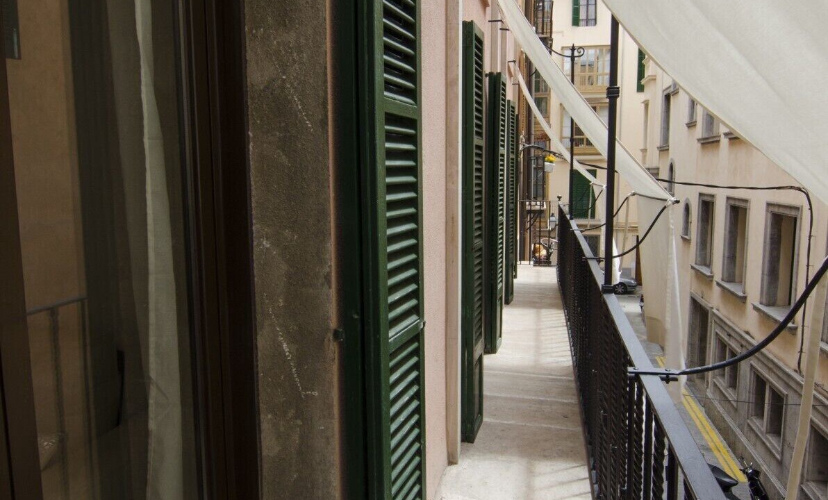 Photo of Patio Balcony in La Llotja-Born