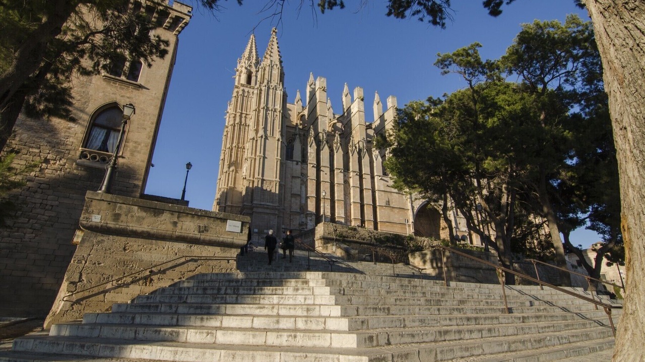 Photo of Others in La Llotja-Born