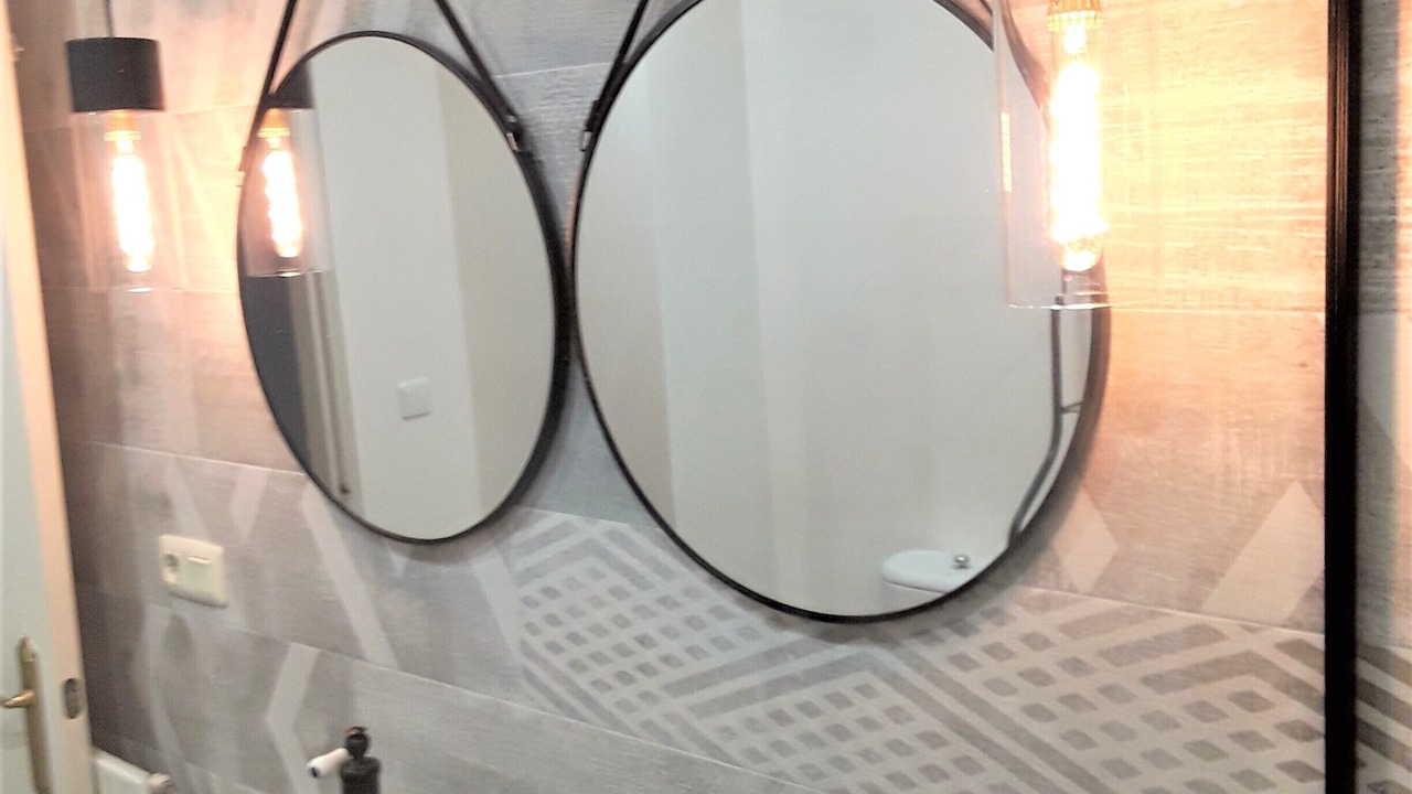 Photo of Bathroom in Logrono Historic Centre