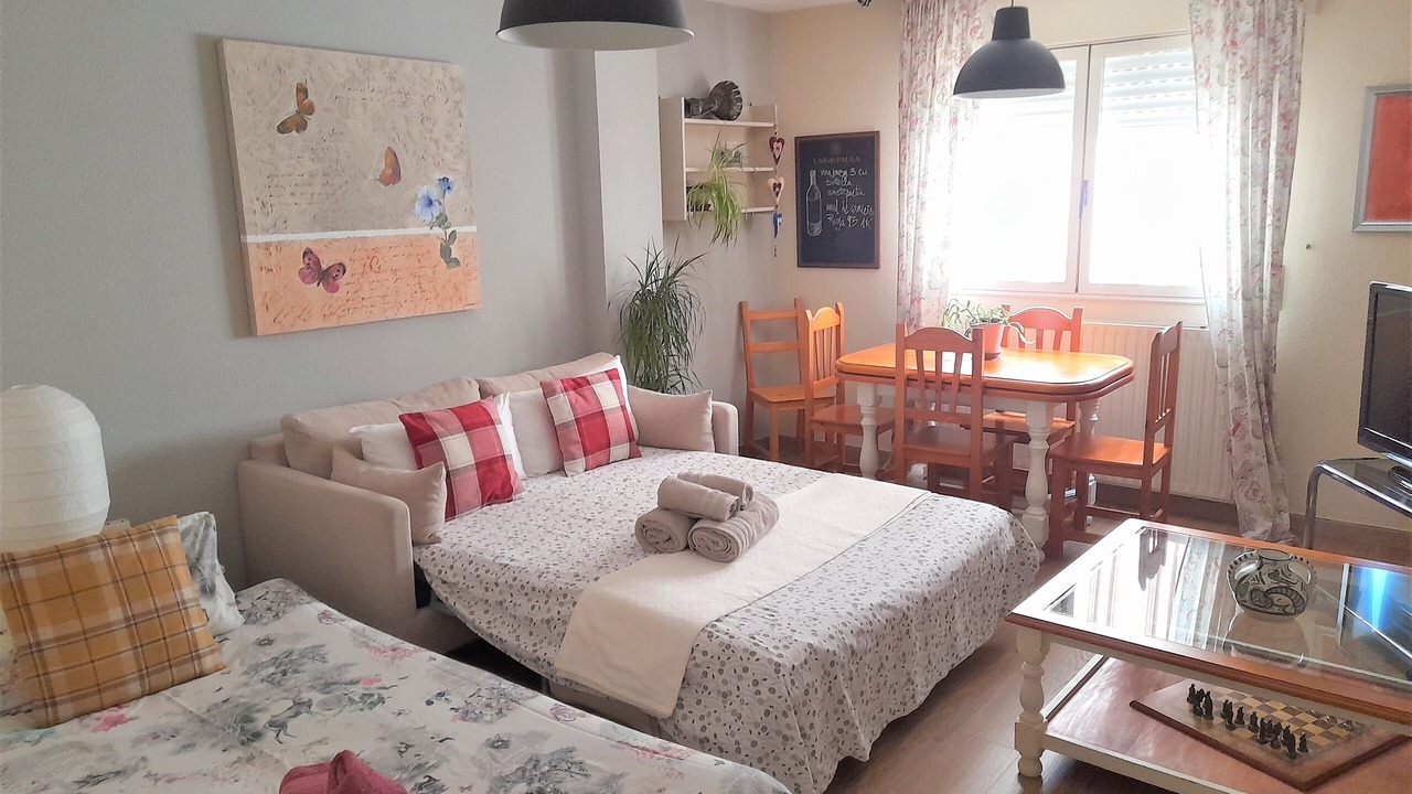 Photo of Bedroom in Logrono Historic Centre
