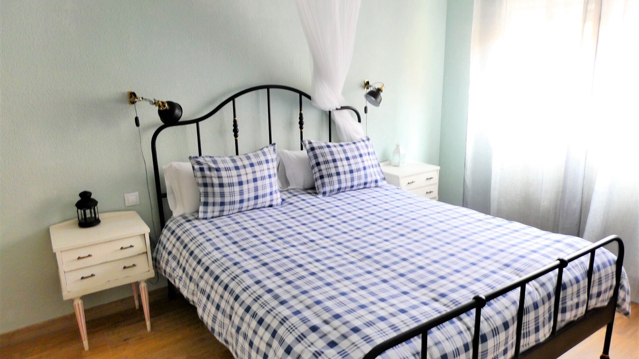 Photo of Bedroom in Logrono Historic Centre