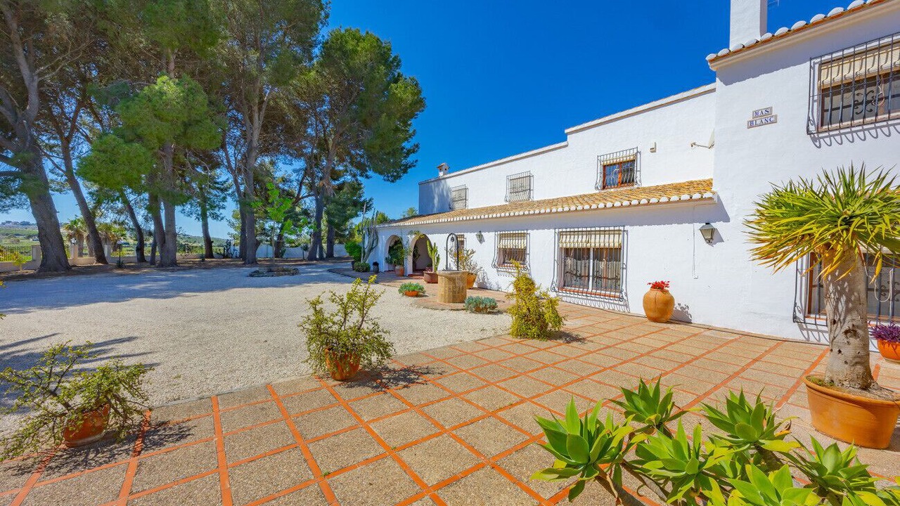 Photo of Outdoor in Canor