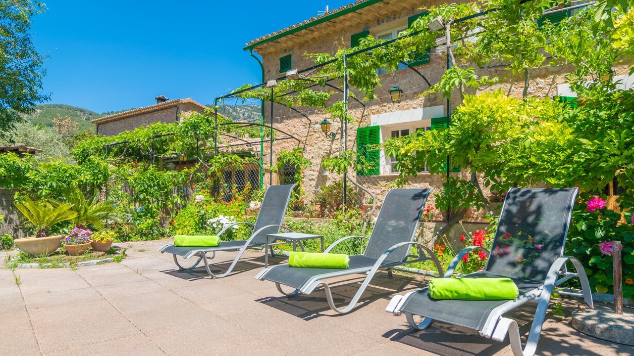 Photo of Patio Balcony in Biniaraix