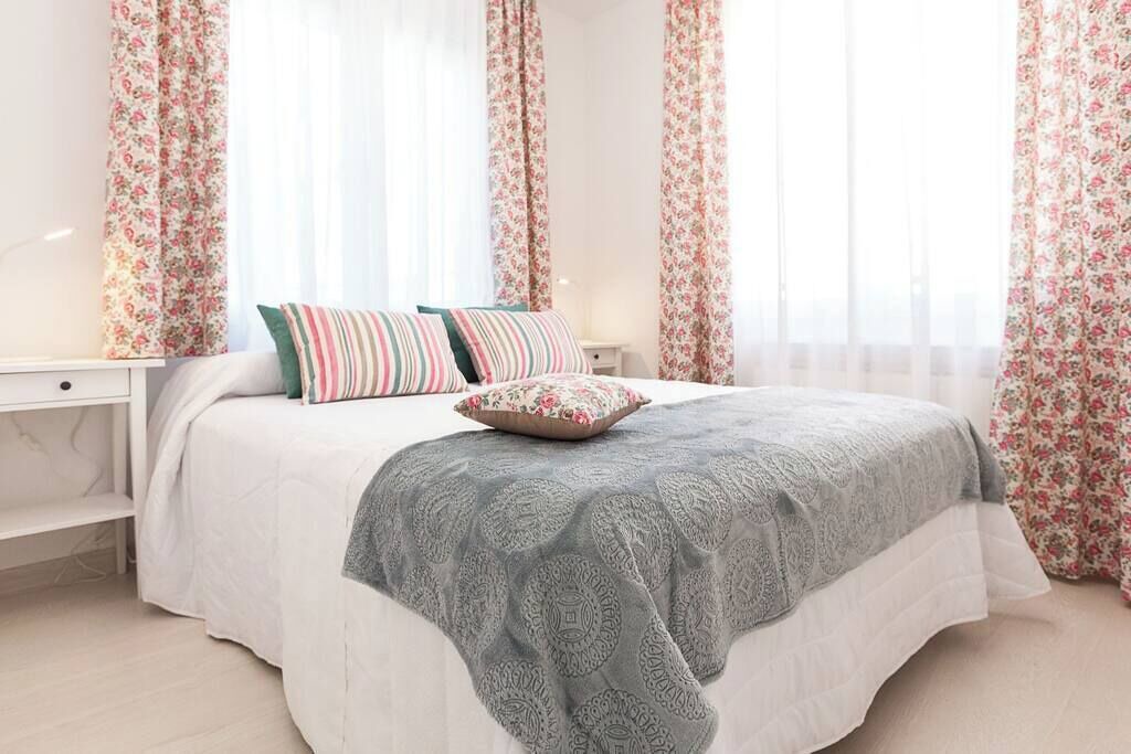 Photo of Bedroom in Logrono City Centre