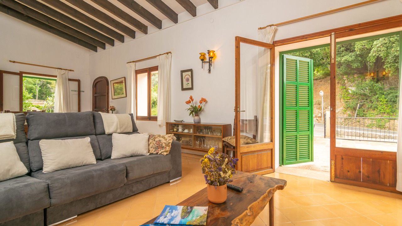 Photo of Livingroom in S'Arxiduc