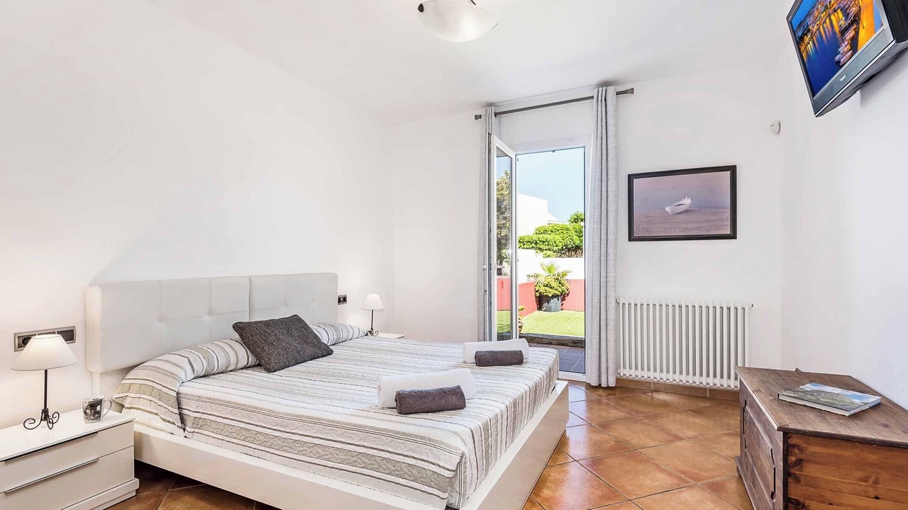 Photo of Bedroom in Cala Llonga