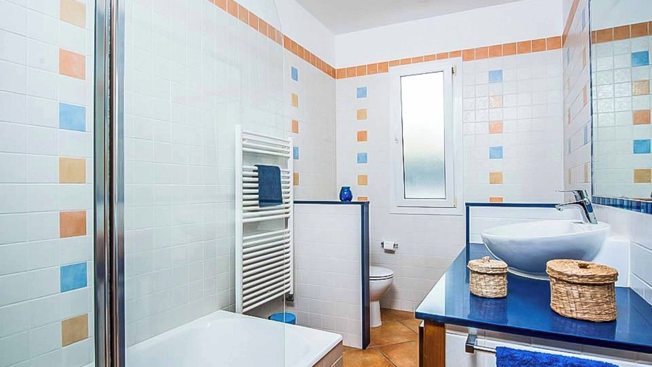 Photo of Bathroom in Cala Llonga
