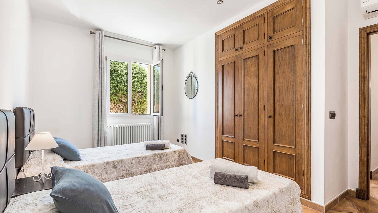 Photo of Bedroom in Cala Llonga