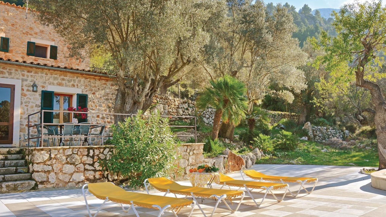 Photo of Others in Estellencs