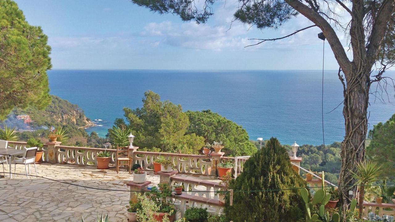 Photo of Bedroom in Blanes
