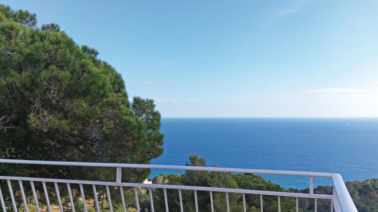 Photo of Bedroom in Blanes