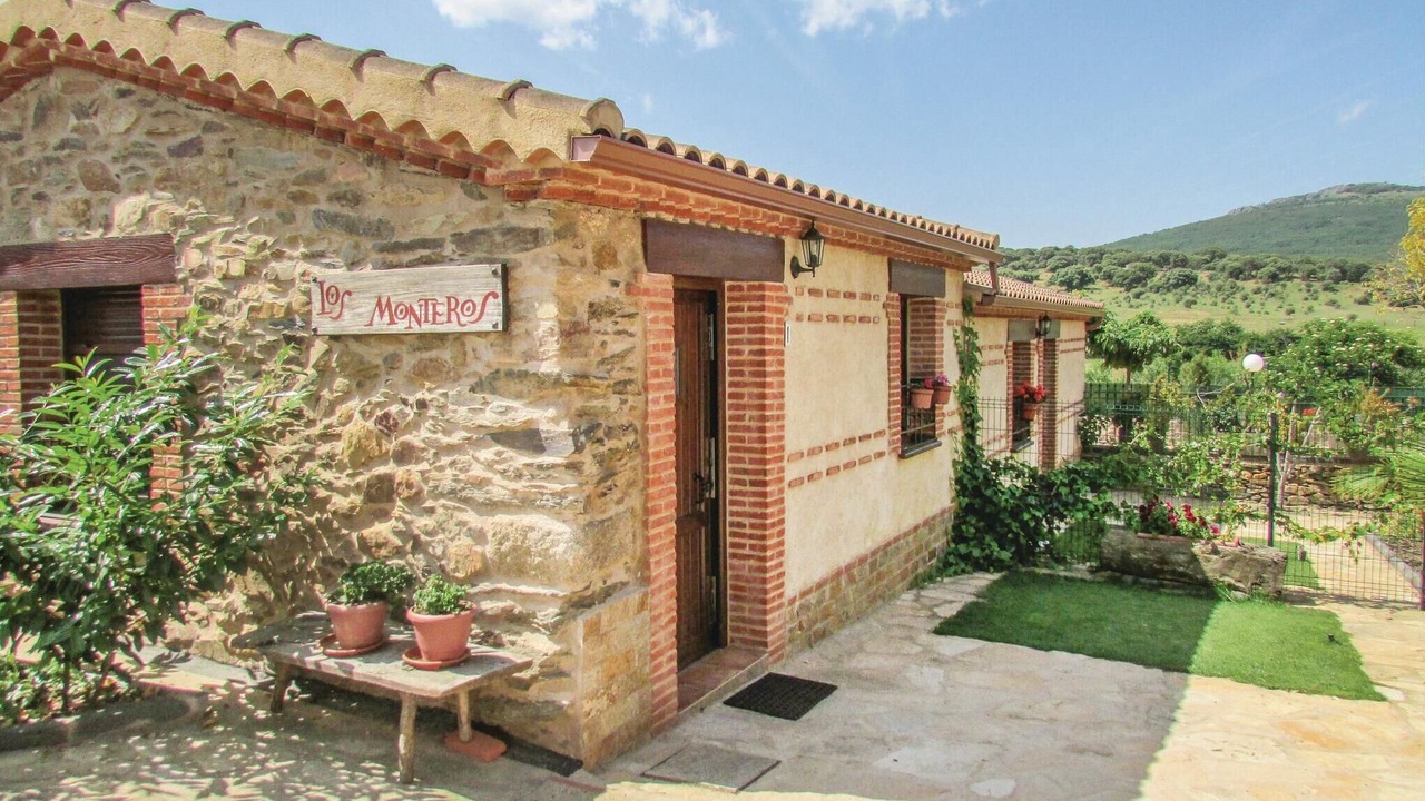 Photo of Outdoor in Aldeanueva de la Sierra