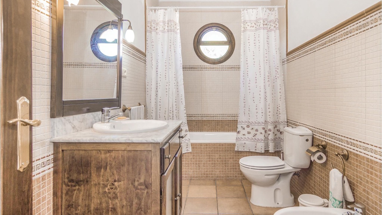 Photo of Bathroom in Iznajar