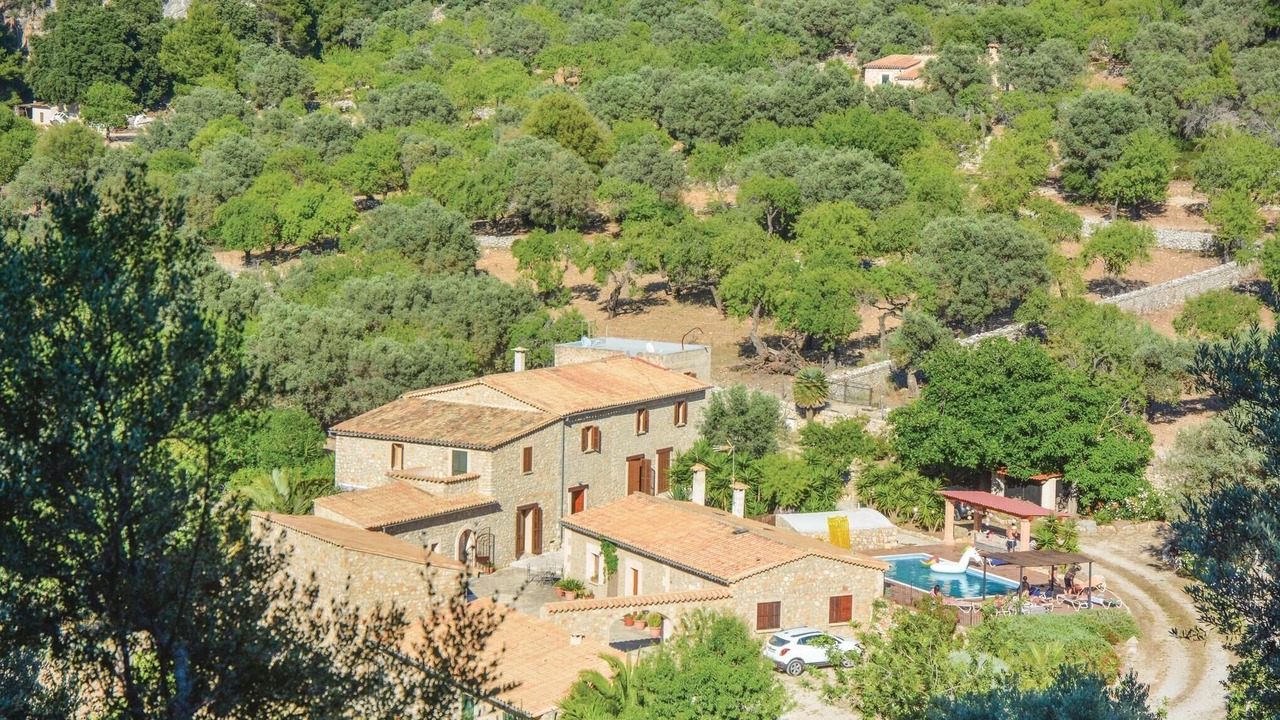 Photo of Others in Estellencs